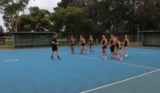Body dodge relay race drill netball coaching video