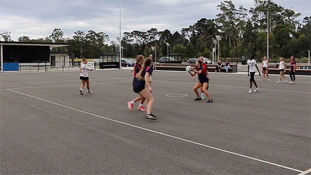 Split and pick netball drill