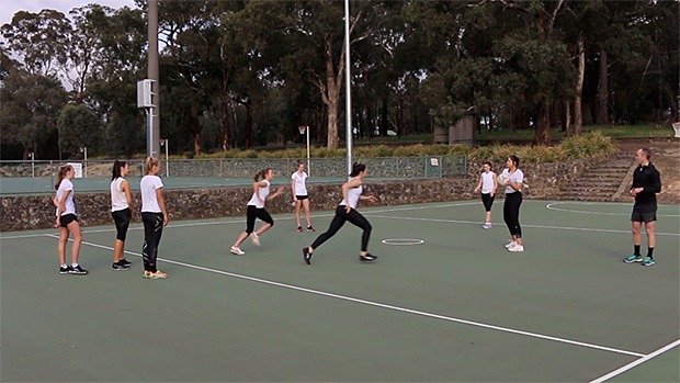 Netball coaching drill team Clover
