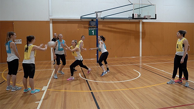 Netball goal circle penalty divide the defence