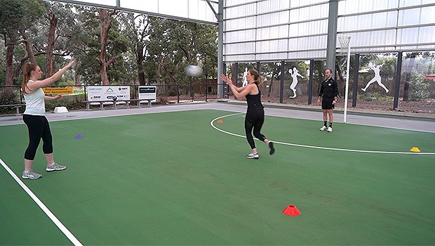 Four points attack defence netball drill